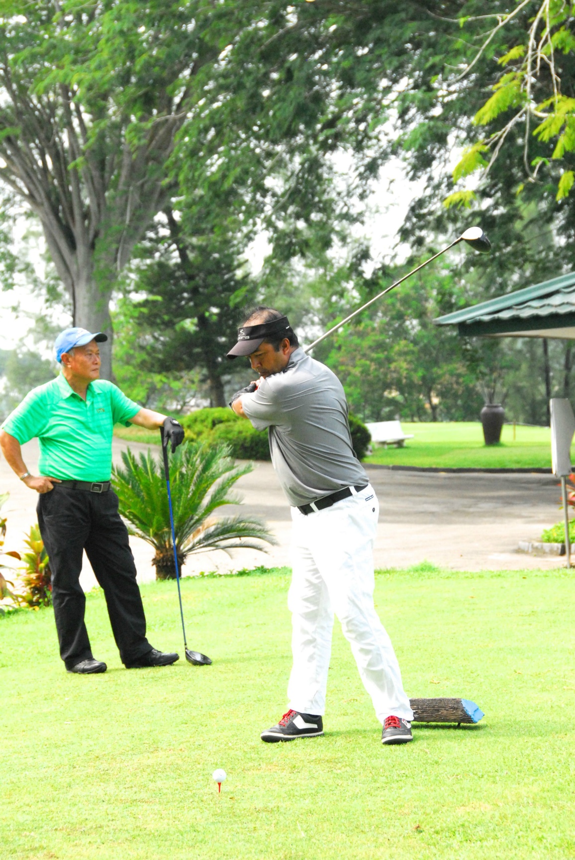 PRO15 157 GOLF DSC 0443.JPG